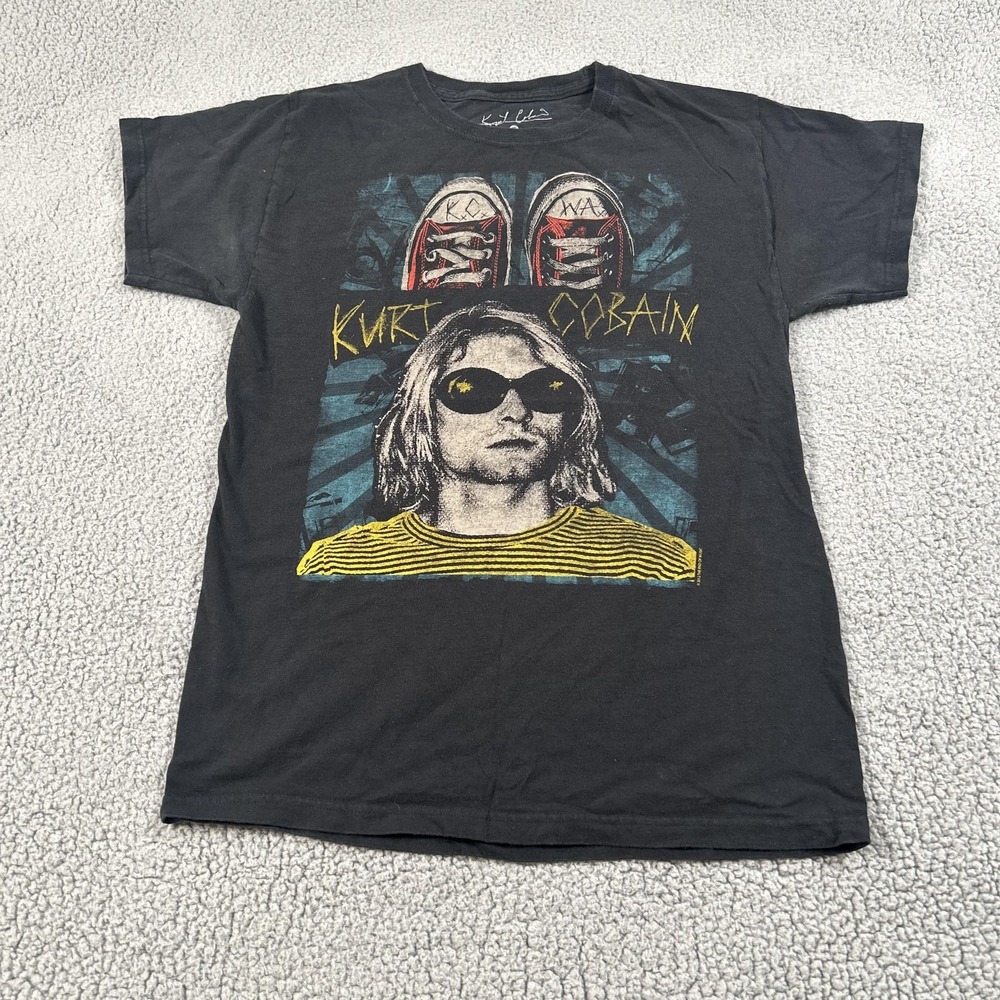 Kurt Cobain Shirt Mens Small Black Portrait Sneakers Graphic Band Tee T-Shirt